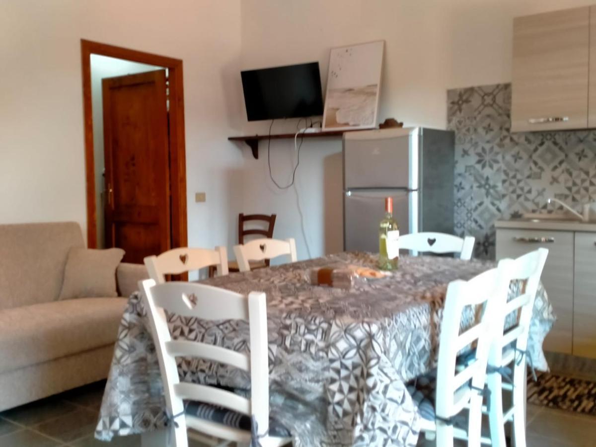 Casa Margherita Càbras Buitenkant foto